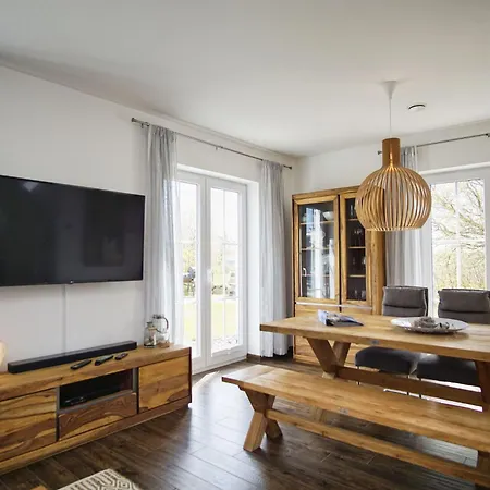 Haus In Idyllischer Lage Mit Sauna, Terrasse Und Garten - Morgensuenn בית נופש