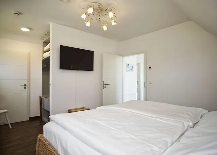 Ferienhaus Haus In Idyllischer Lage Mit Sauna, Terrasse Und Garten - Morgensünn Trent