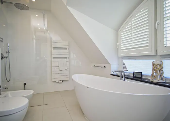 Haus In Idyllischer Lage Mit Sauna, Terrasse Und Garten - Morgensünn Ferienhaus Trent