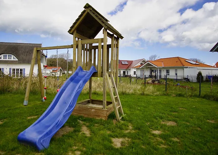 Ferienhaus Haus In Idyllischer Lage Mit Sauna, Terrasse Und Garten - Morgensünn *